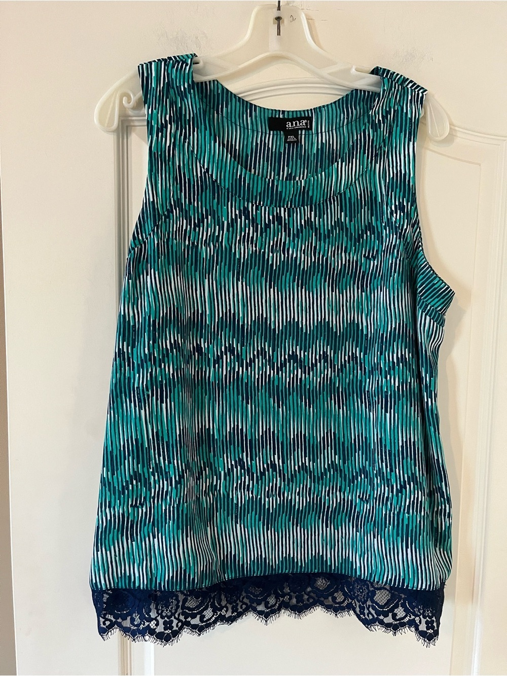 a.n.a Teal and Navy Patterned Sleeveless Top with Lace Trim Women’s PXL